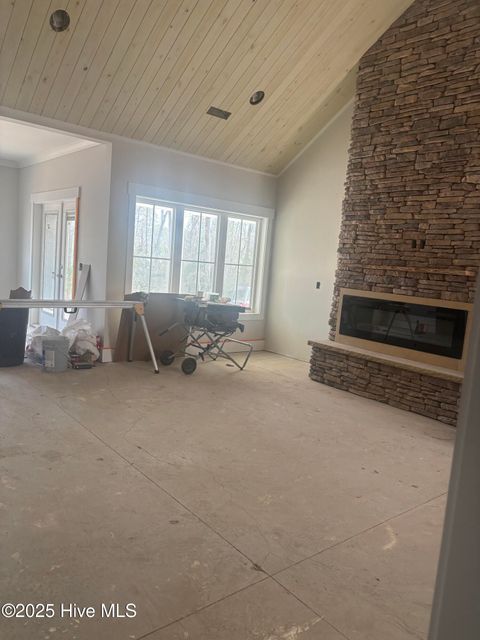 A home in Sneads Ferry