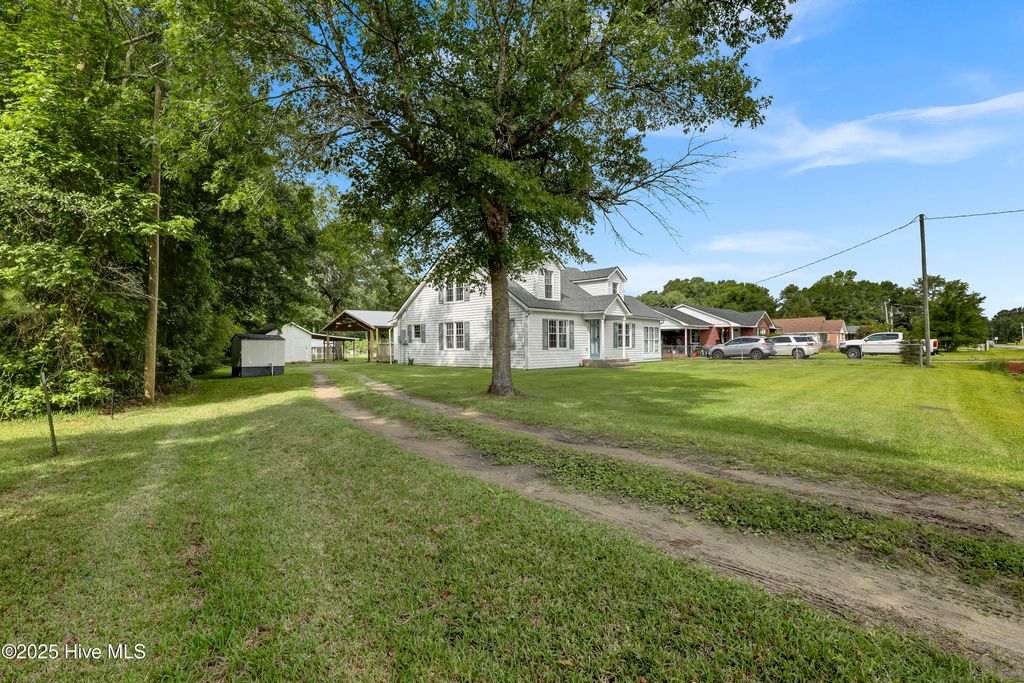 Photo of 2971 Penderlea Highway, Burgaw, NC 28425 (MLS # 100514737)