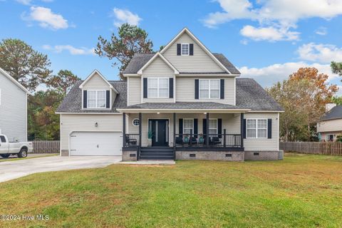 A home in Sneads Ferry