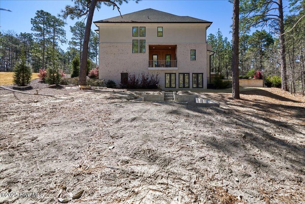 listing image 157