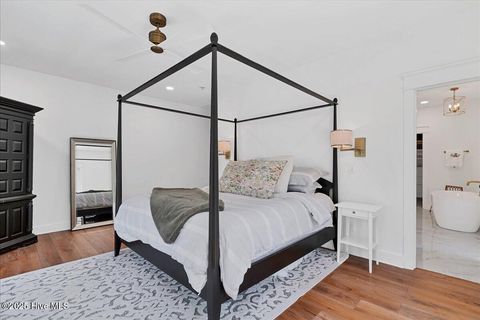 listing image 101