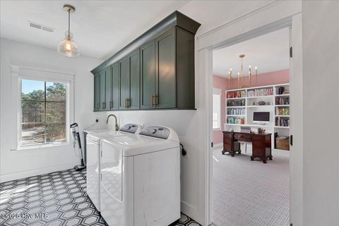 listing image 122