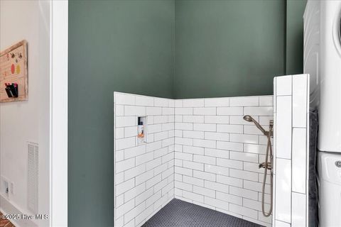 listing image 72