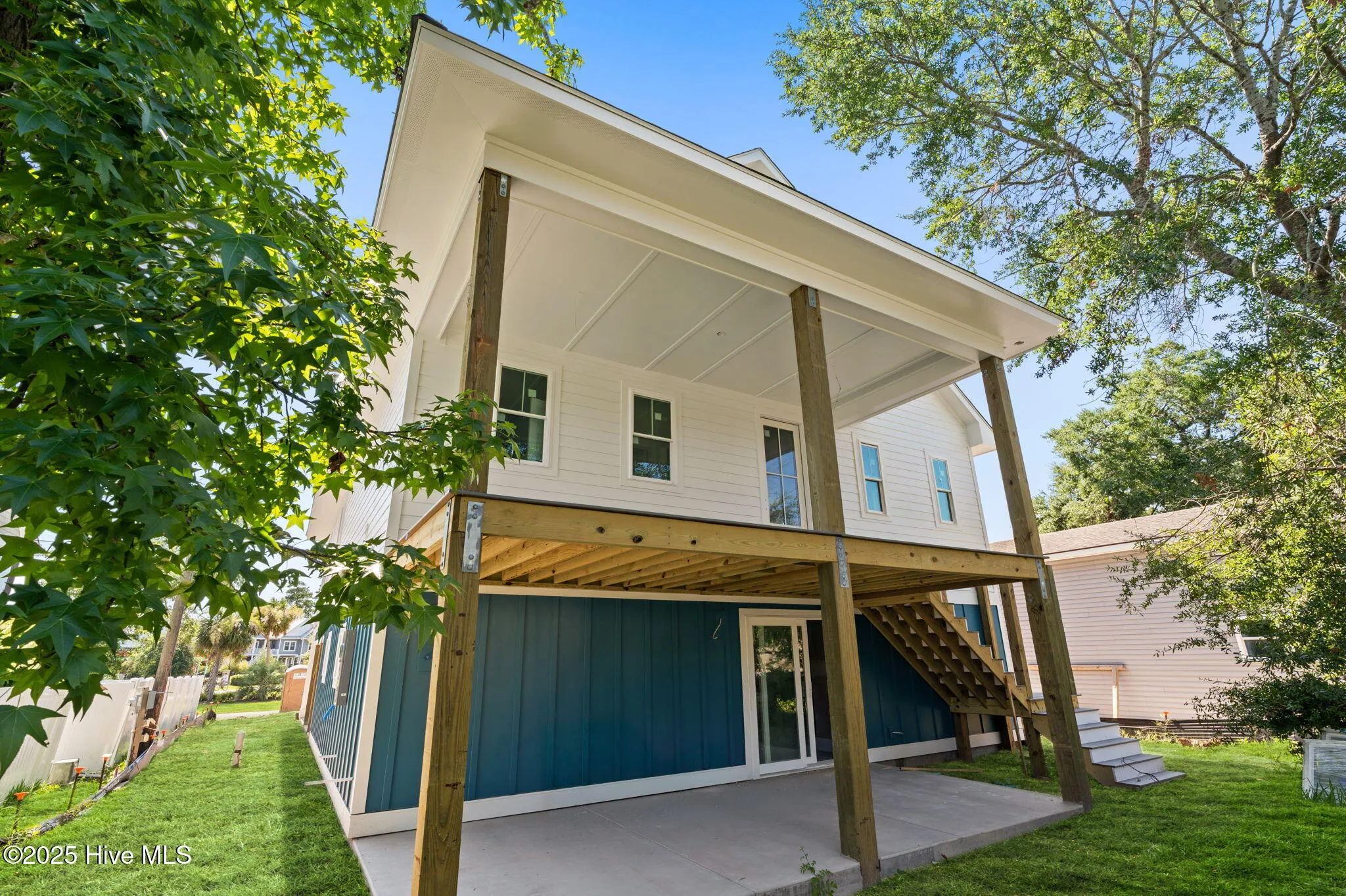 Oak Island, North Carolina 28465, United States, 6 Bedrooms Bedrooms, ,4 BathroomsBathrooms,Residential,Active,183256