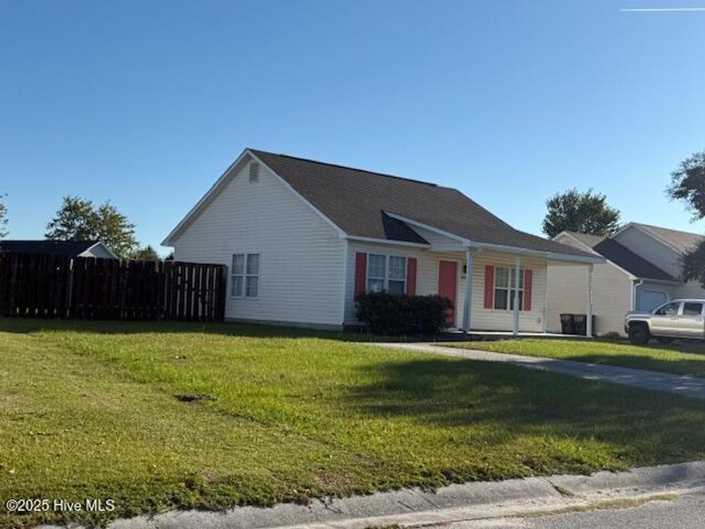 Photo of 6917 Alamosa Drive, Wilmington, NC 28411 (MLS # 100542807)