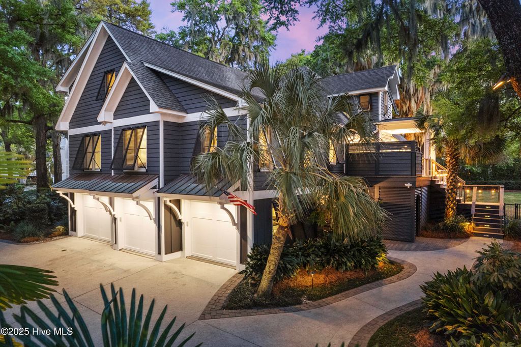 Photo of 6412 Westport Drive, Wilmington, NC 28409 (MLS # 100503452)