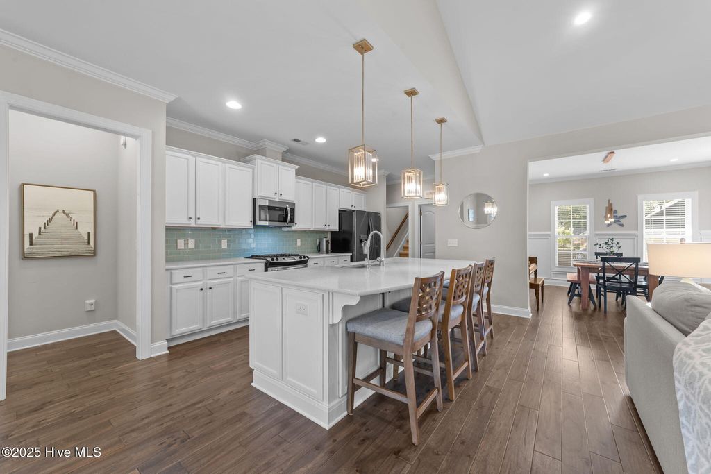 Photo of 7124 Arbor Oaks Drive, Wilmington, NC 28411 (MLS # 100537458)
