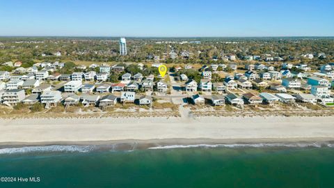 A home in Oak Island