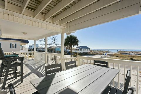 A home in Oak Island