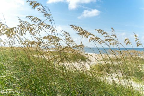 A home in Oak Island