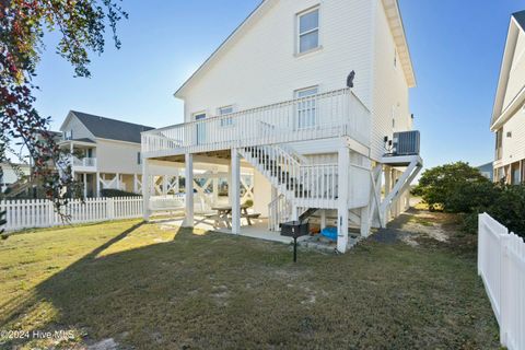 A home in Oak Island