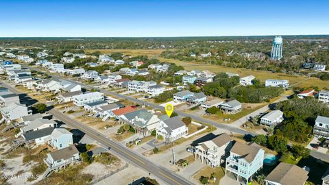 A home in Oak Island