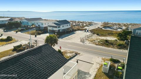 A home in Oak Island