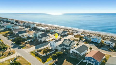 A home in Oak Island