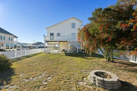 A home in Oak Island