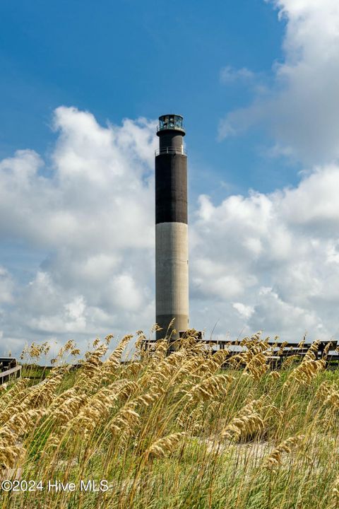 A home in Oak Island