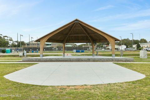 A home in Oak Island