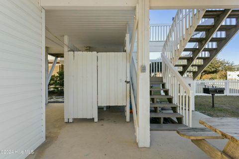 A home in Oak Island