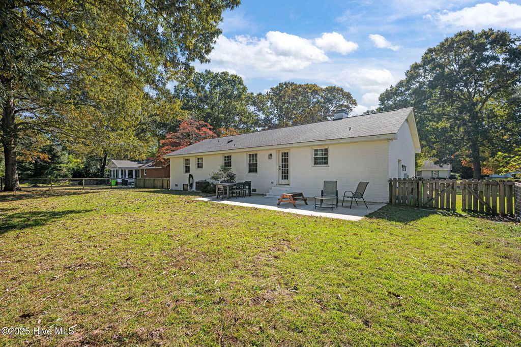 Photo of 5218 Moye Road, Trent Woods, NC 28562 (MLS # 100532472)