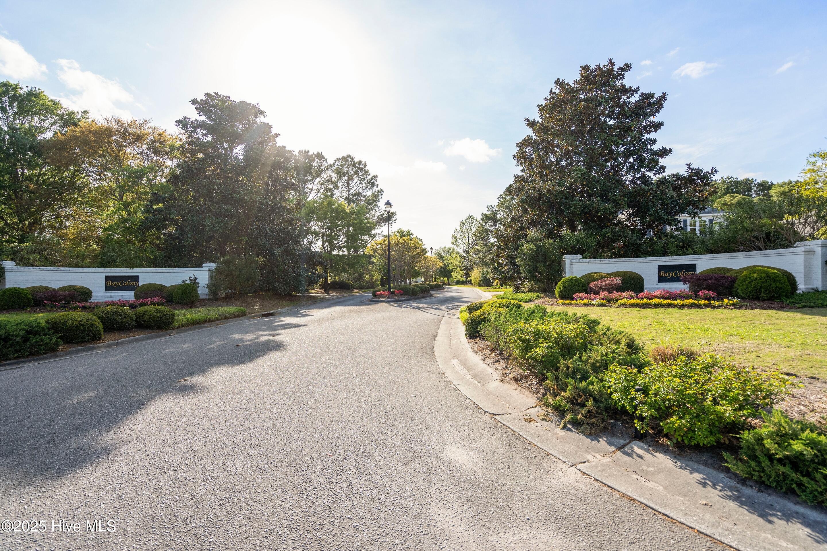 1900 Cliffmore Place