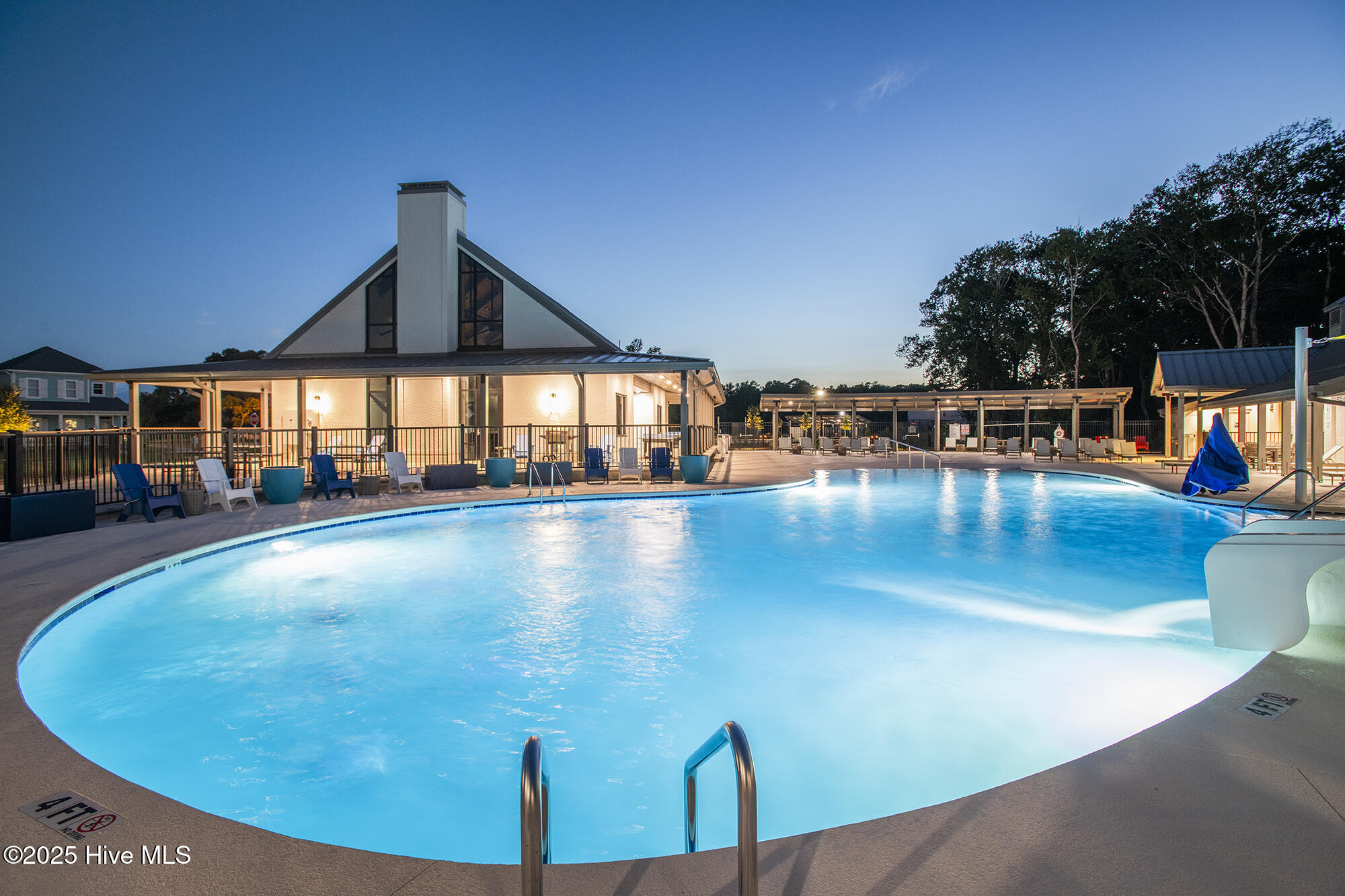 126 Pine View Boulevard