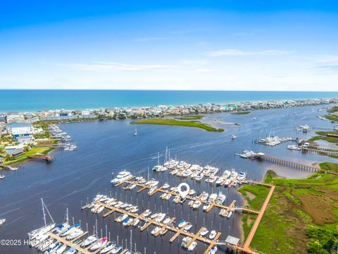 Tiny photo for 87 Harbour Point Yacht Club Lane, Carolina Beach, NC 28428 (MLS # 100535162)