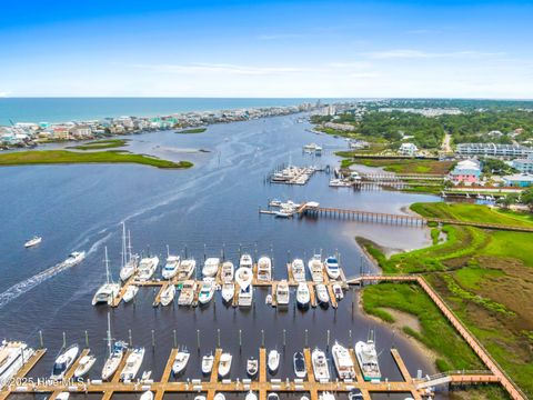 Tiny photo for 87 Harbour Point Yacht Club Lane, Carolina Beach, NC 28428 (MLS # 100535162)