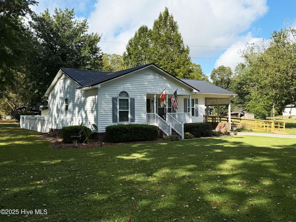 Photo of 58 Country Lane, Plymouth, NC 27962 (MLS # 100533211)