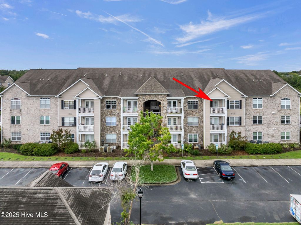 Photo of 632 Condo Club Drive #Unit 310, Wilmington, NC 28412 (MLS # 100524567)