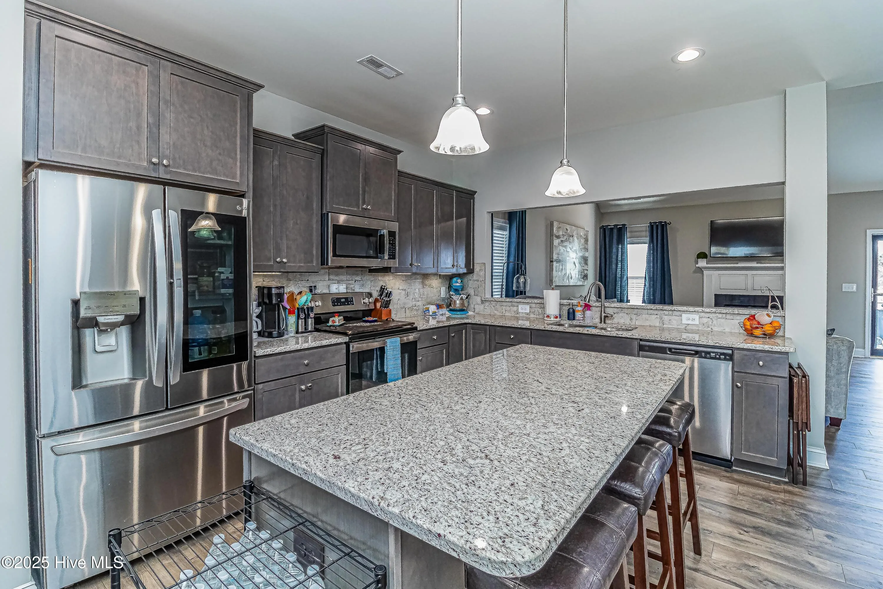 La Grange, North Carolina 28551, United States, 4 Bedrooms Bedrooms, ,3 BathroomsBathrooms,Residential,Pending,7674