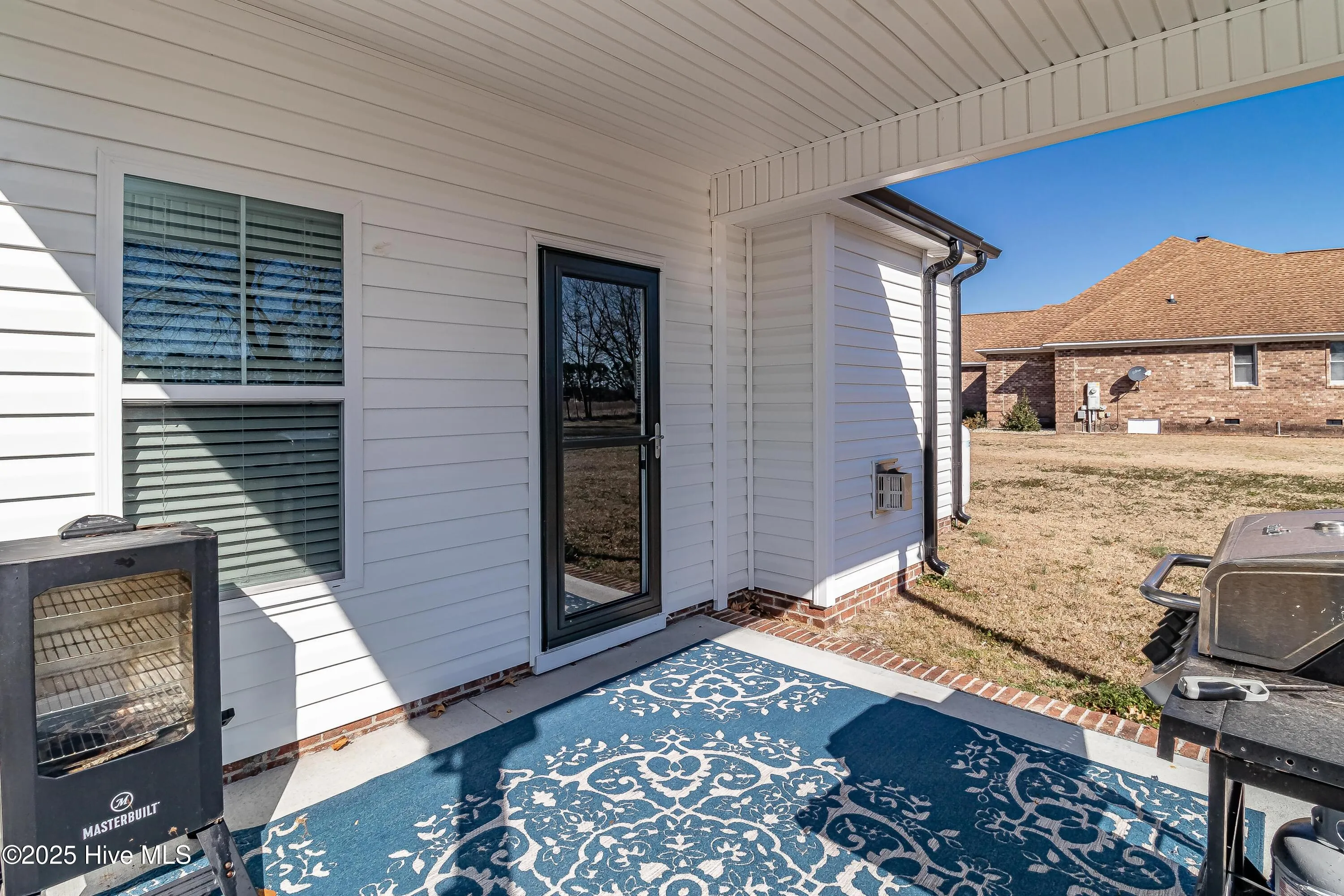 La Grange, North Carolina 28551, United States, 4 Bedrooms Bedrooms, ,3 BathroomsBathrooms,Residential,Pending,7674