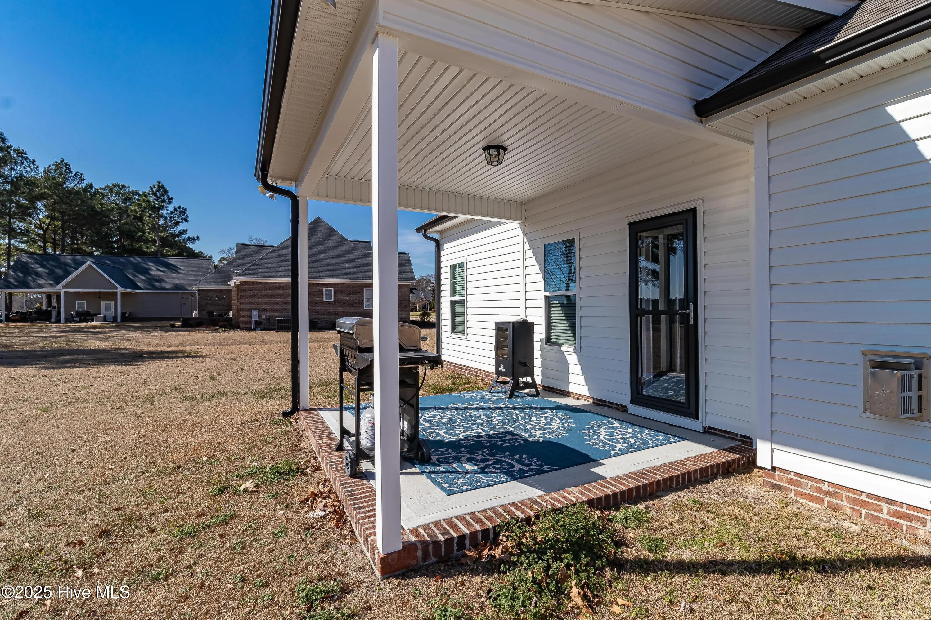 La Grange, North Carolina 28551, United States, 4 Bedrooms Bedrooms, ,3 BathroomsBathrooms,Residential,Pending,7674