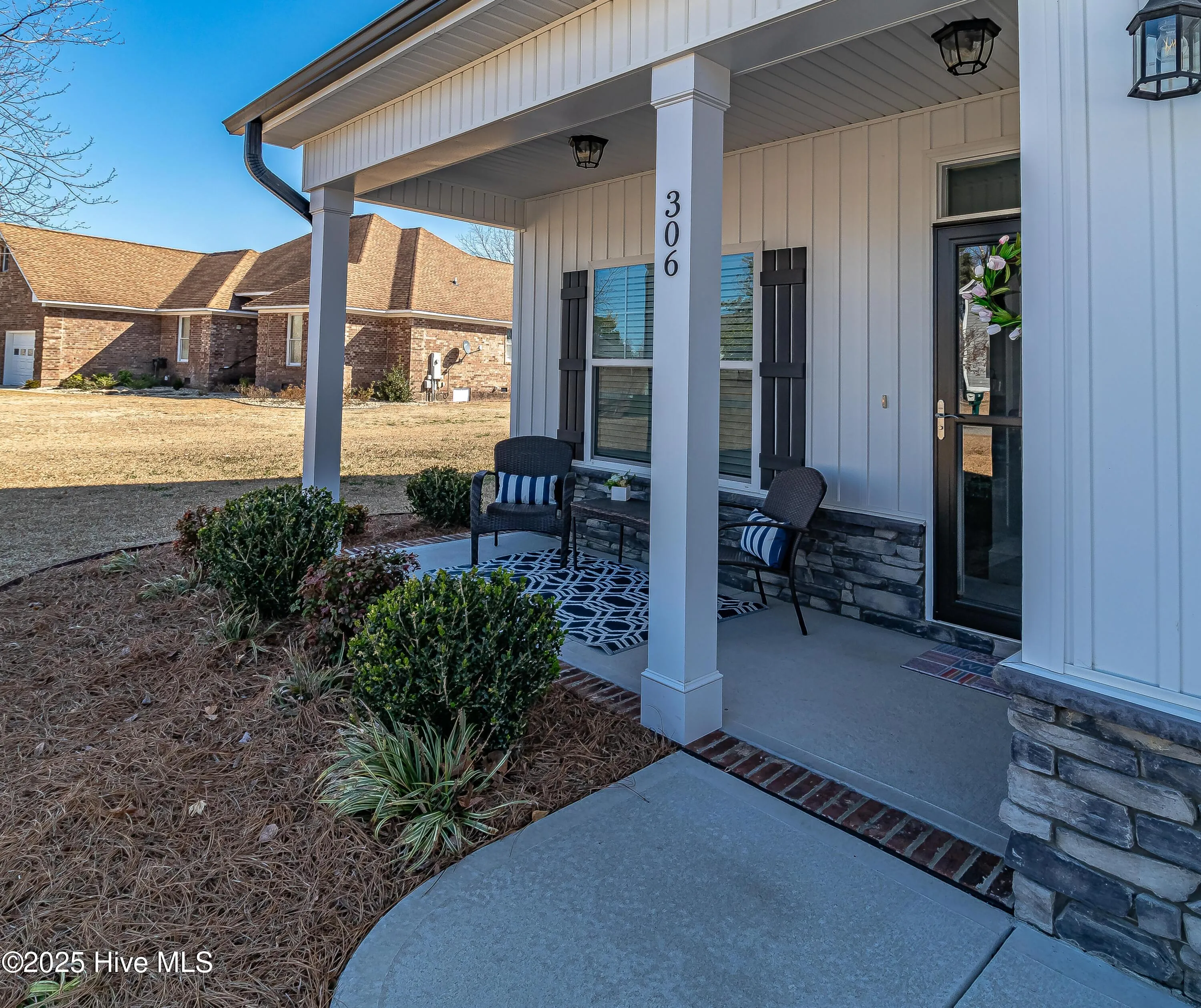 La Grange, North Carolina 28551, United States, 4 Bedrooms Bedrooms, ,3 BathroomsBathrooms,Residential,Pending,7674