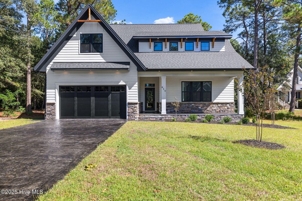 Photo of 613 Riverwood Drive SE, Bolivia, NC 28422 (MLS # 100522632)