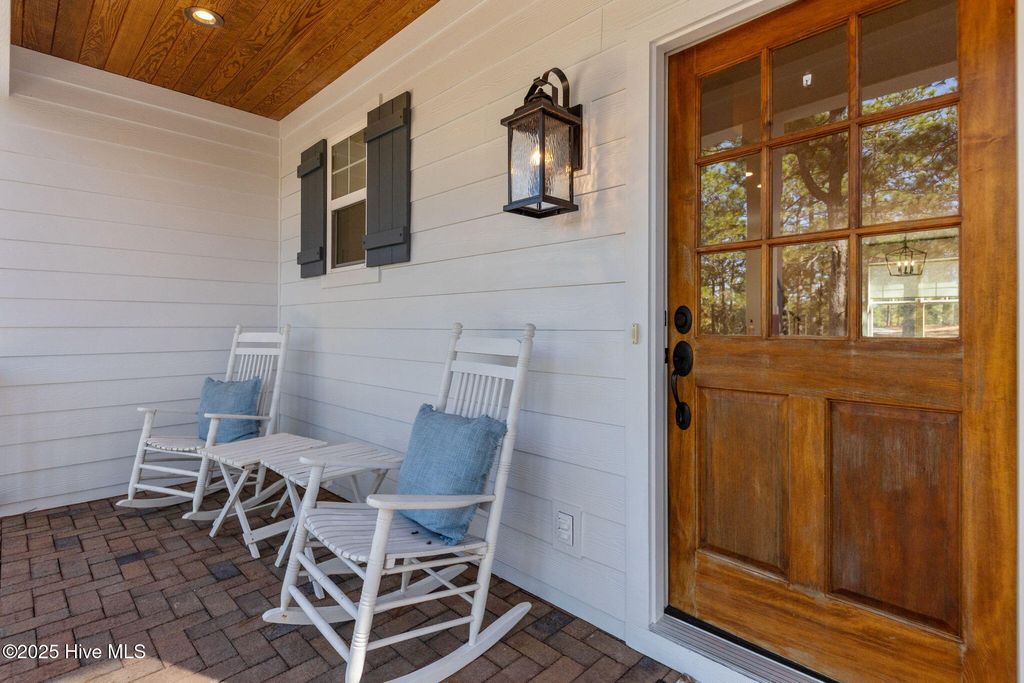 Photo of 110 Callis Circle, West End, NC 27376 (MLS # 100539222)