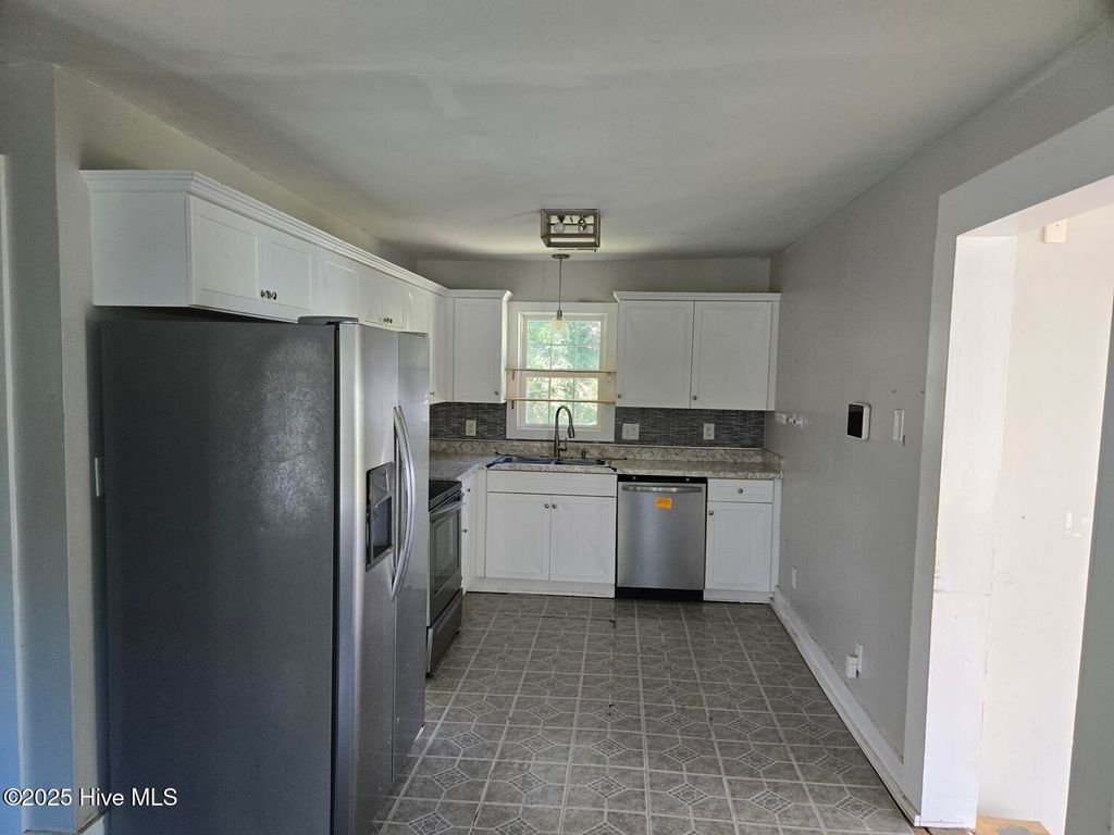 Photo of 125 Great Lake Road, Maysville, NC 28555 (MLS # 100537495)