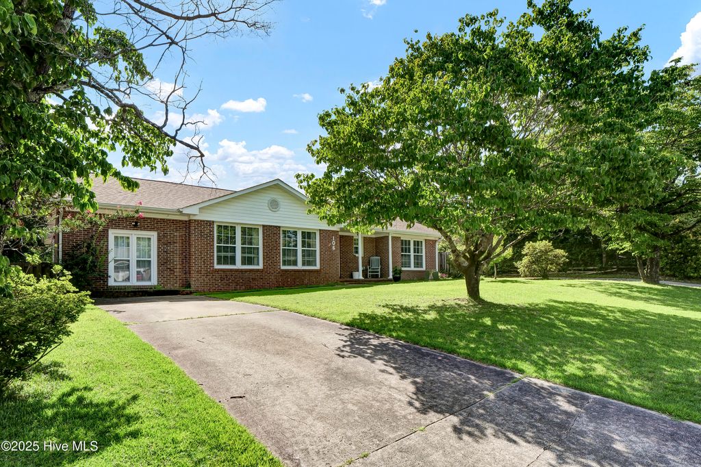 Photo of 106 Ray Drive, Wilmington, NC 28405 (MLS # 100520487)