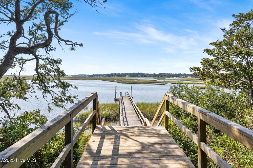 Photo of 2090 Oyster Harbour Parkway SW, Supply, NC 28462 (MLS # 100533200)