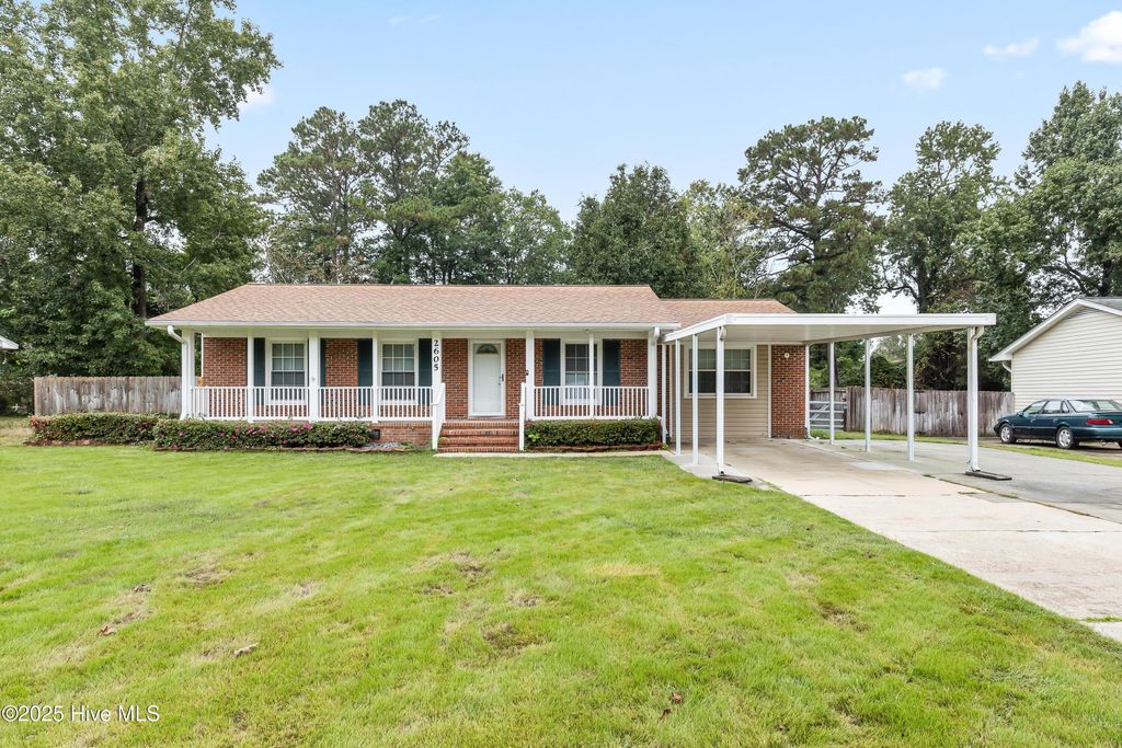 Photo of 2605 Country Club Road, Jacksonville, NC 28546 (MLS # 100533440)