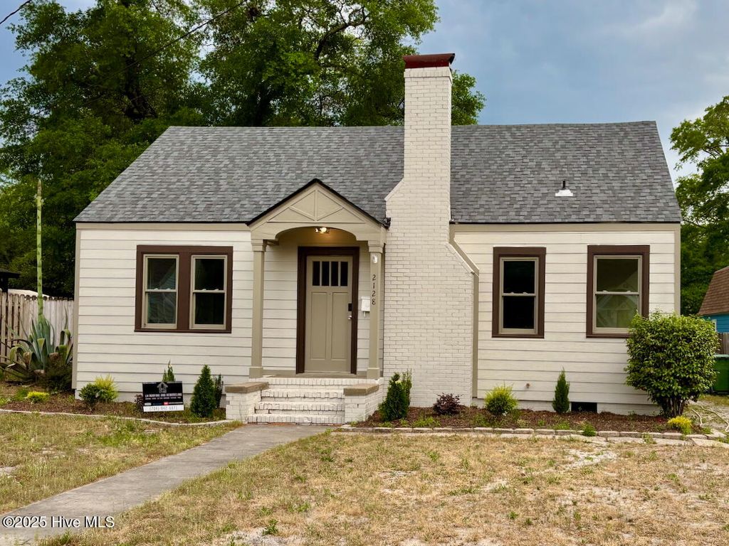 Photo of 2128 Jackson Street, Wilmington, NC 28401 (MLS # 100519512)