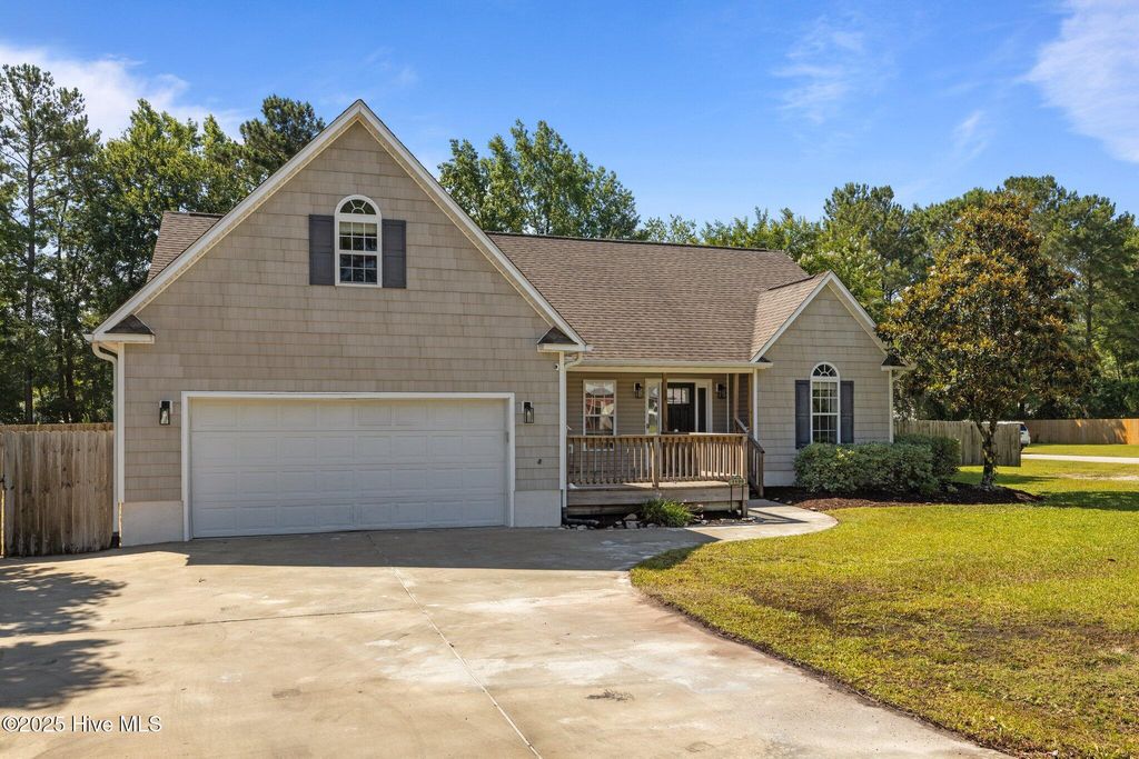 Photo of 1199 Nine Foot Road, Newport, NC 28570 (MLS # 100514249)