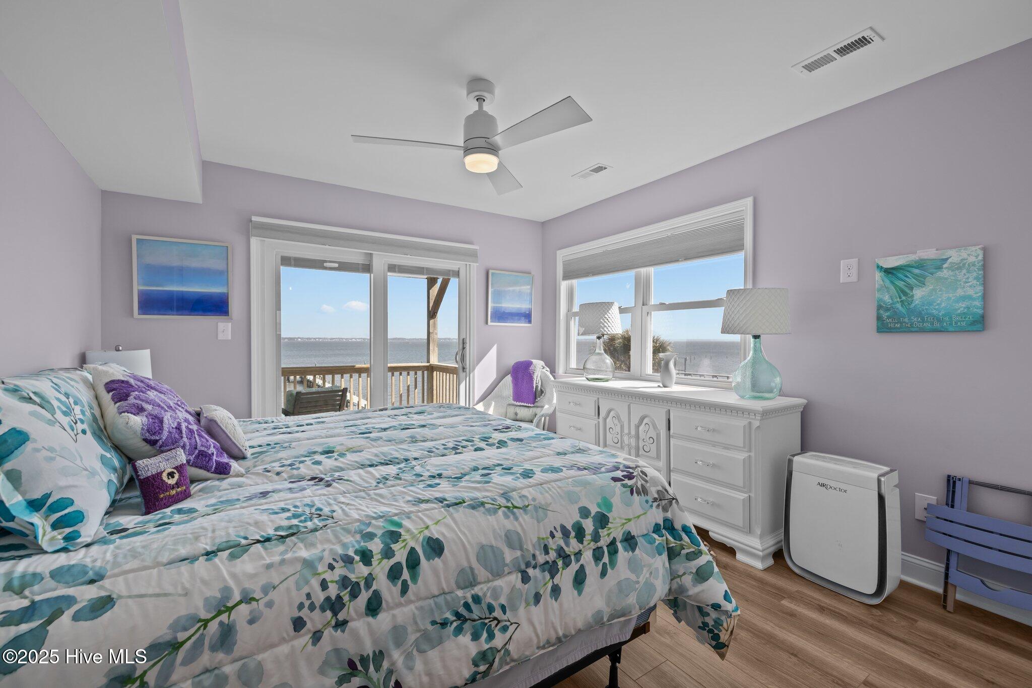 2506 Emerald Drive E