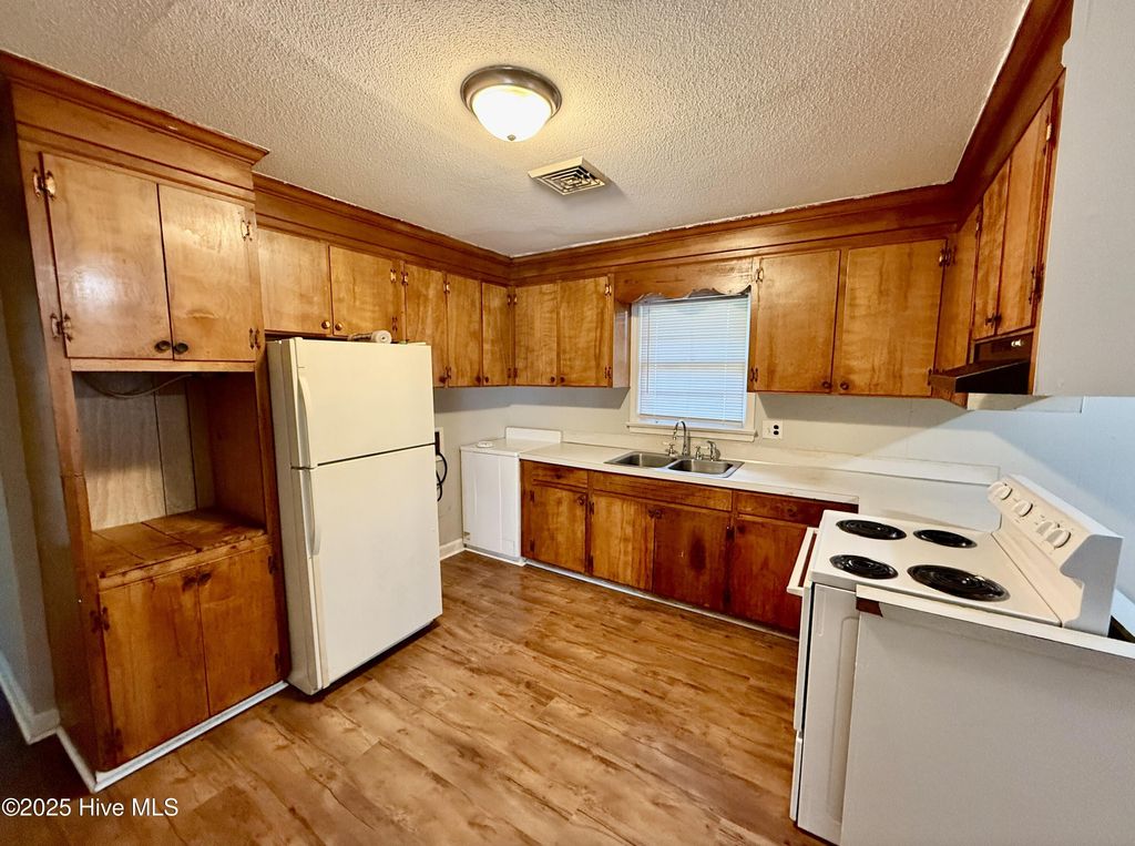 Photo of 4137 Martha Loop, Farmville, NC 27828 (MLS # 100525256)
