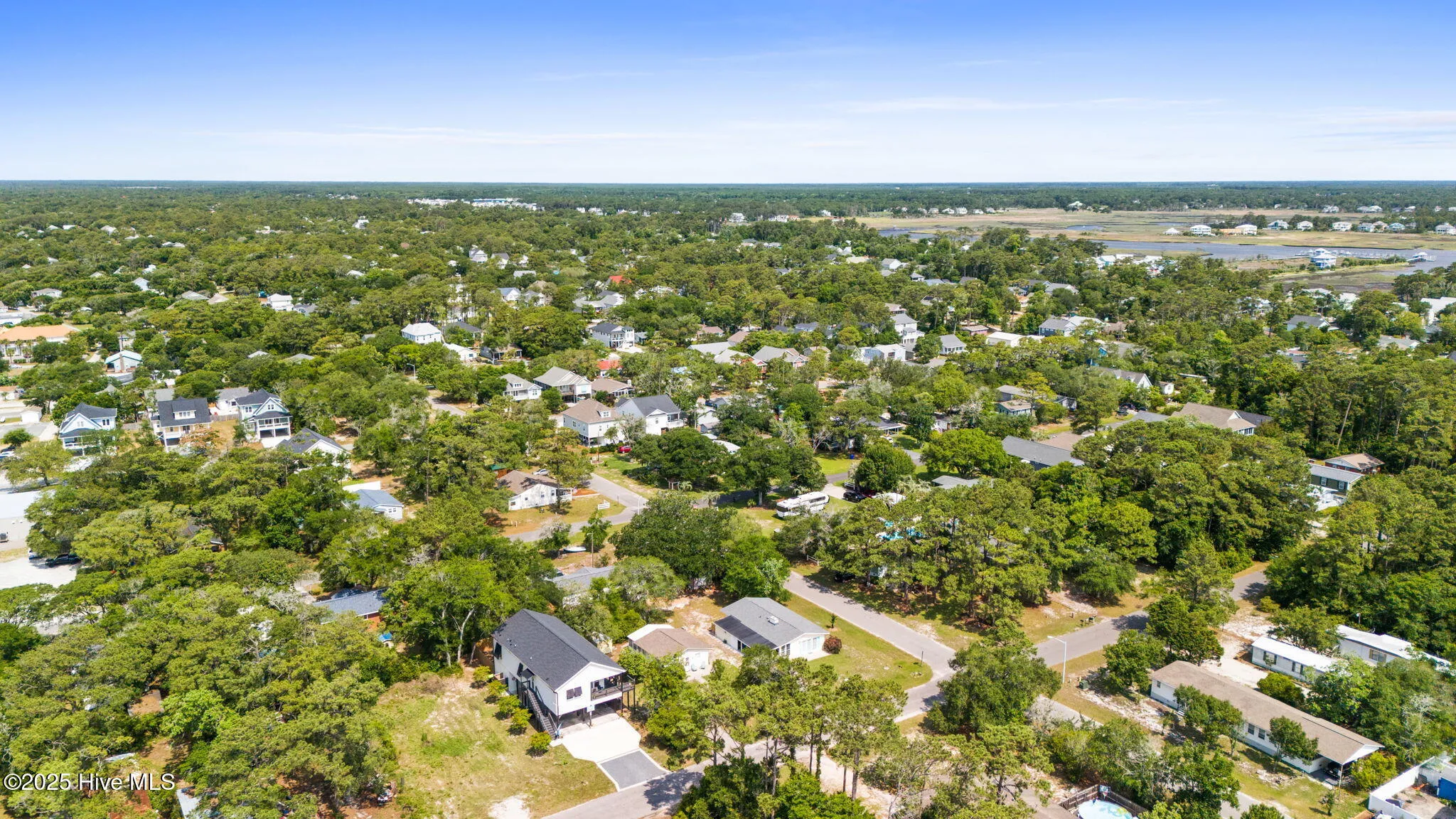 Oak Island, North Carolina 28465, United States, 3 Bedrooms Bedrooms, ,2 BathroomsBathrooms,Residential,Pending,183252