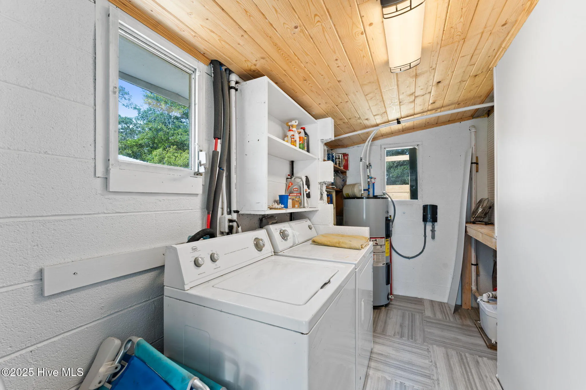 Oak Island, North Carolina 28465, United States, 3 Bedrooms Bedrooms, ,2 BathroomsBathrooms,Residential,Pending,183252