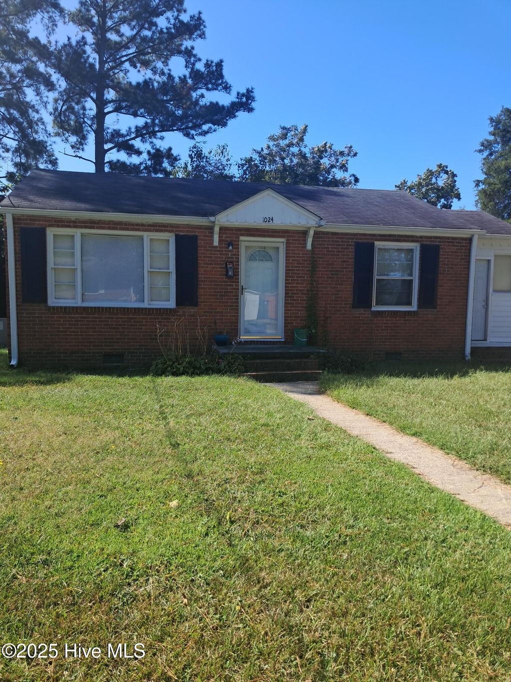 Photo of 1024 Faison Street E, Wilson, NC 27893 (MLS # 100542597)