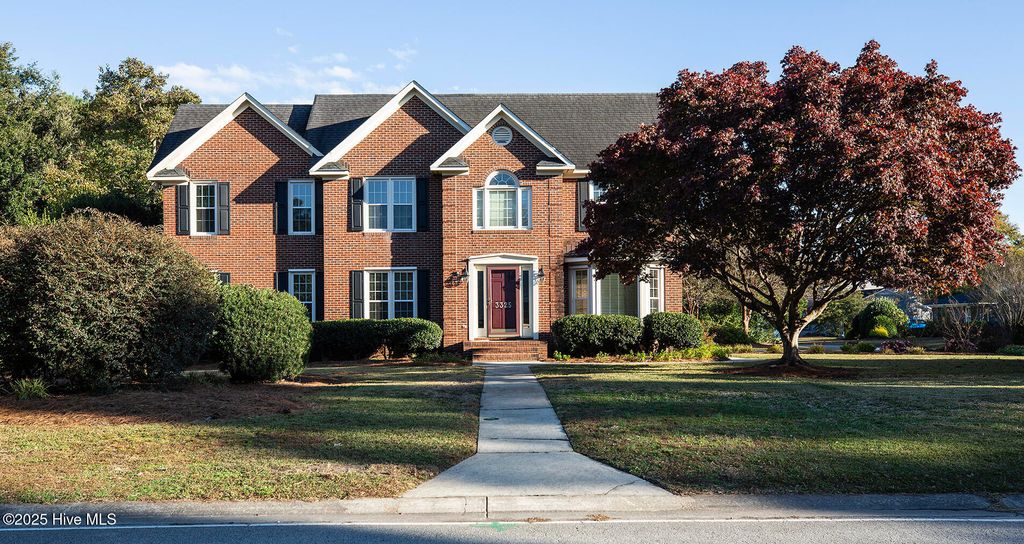 Photo of 3325 Amber Drive, Wilmington, NC 28409 (MLS # 100541648)