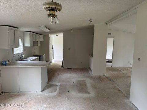 Tiny photo for 1118 Henderson Road, Jacksonville, NC 28540 (MLS # 100542399)