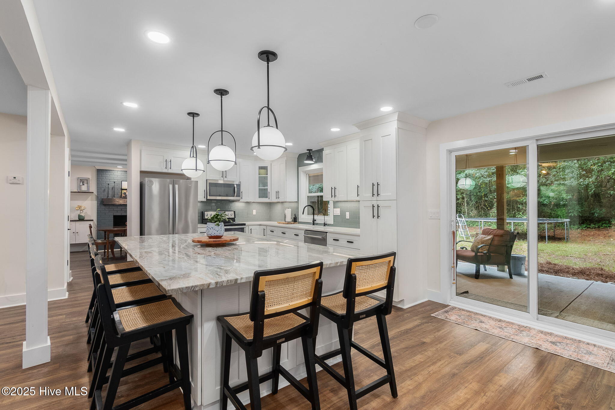 135 Mimosa Boulevard