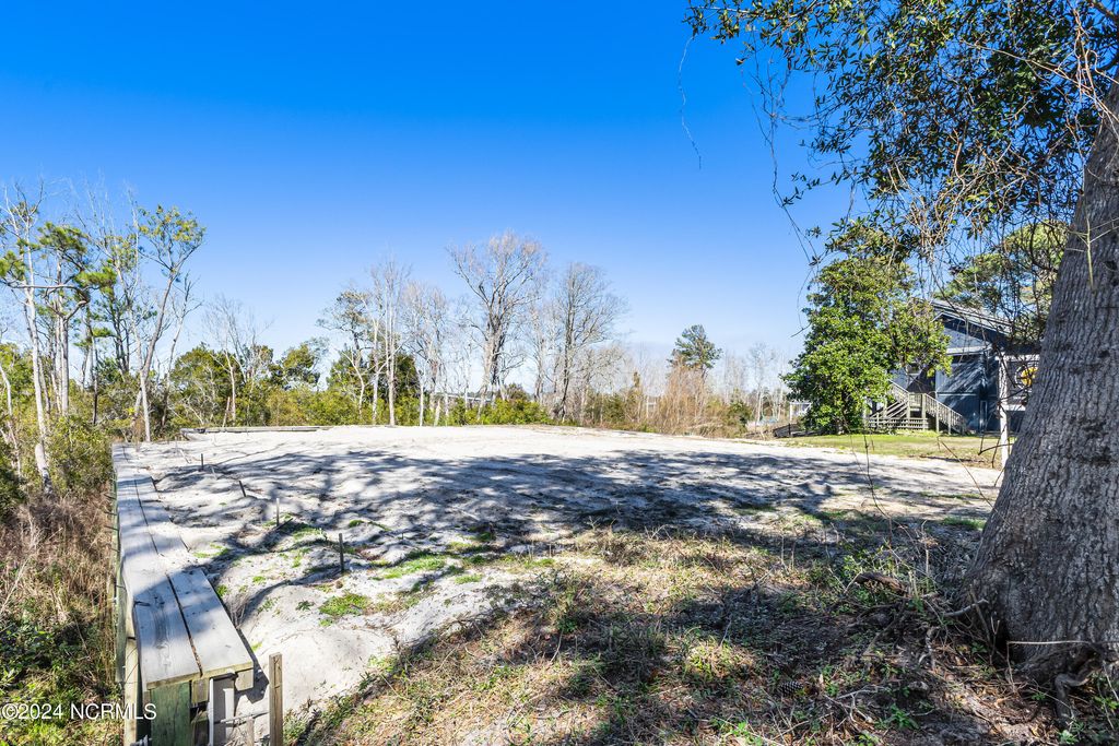 Photo of 107 Elizabeth Drive, Oak Island, NC 28465 (MLS # 100510107)